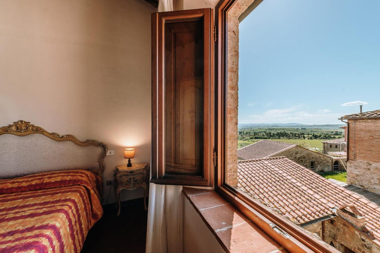 Borgo Villa A Sesta San Gusme Exteriör bild