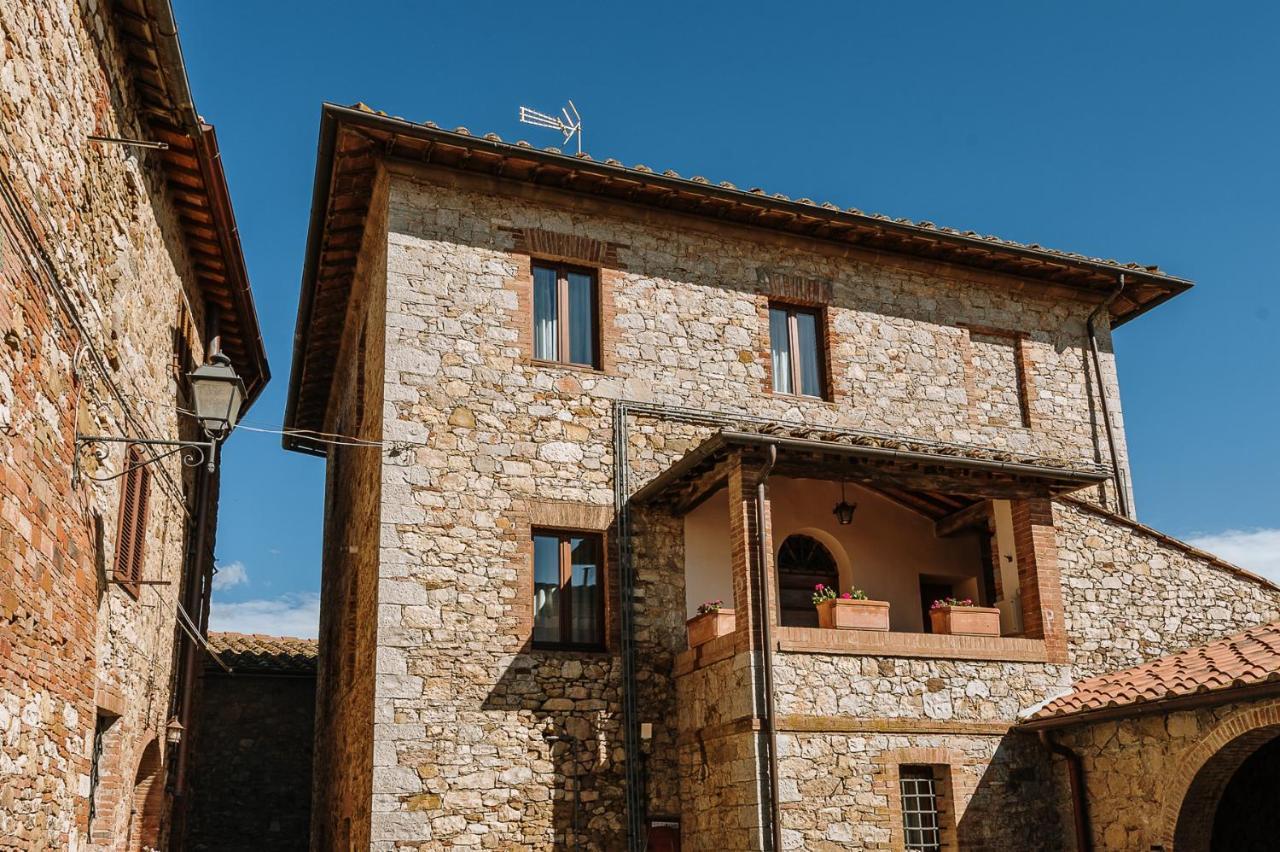 Borgo Villa A Sesta San Gusme Exteriör bild