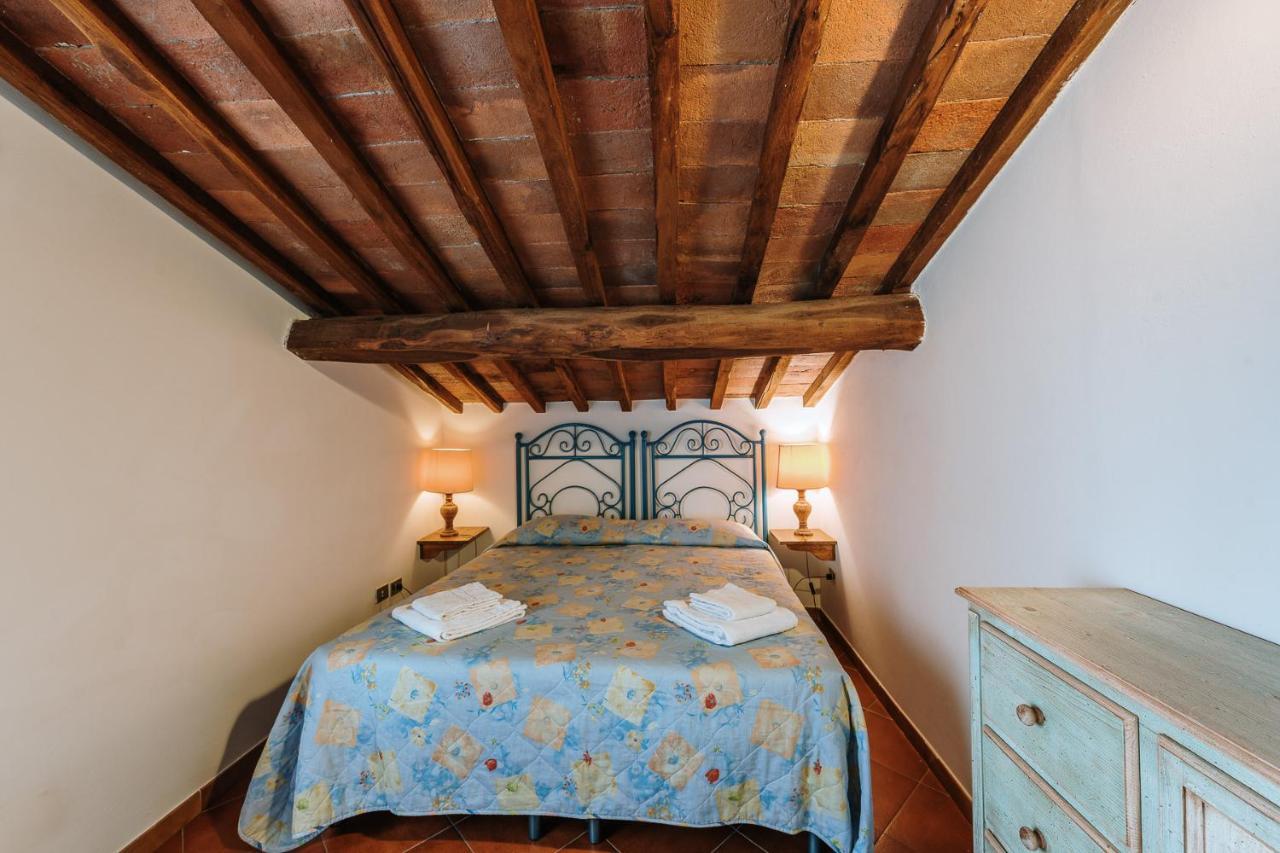 Borgo Villa A Sesta San Gusme Exteriör bild